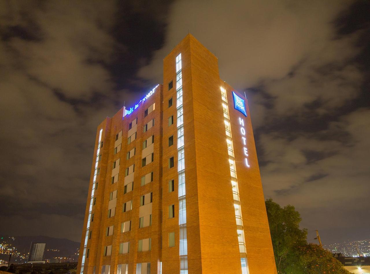 Ibis Budget Ітагуі Екстер'єр фото