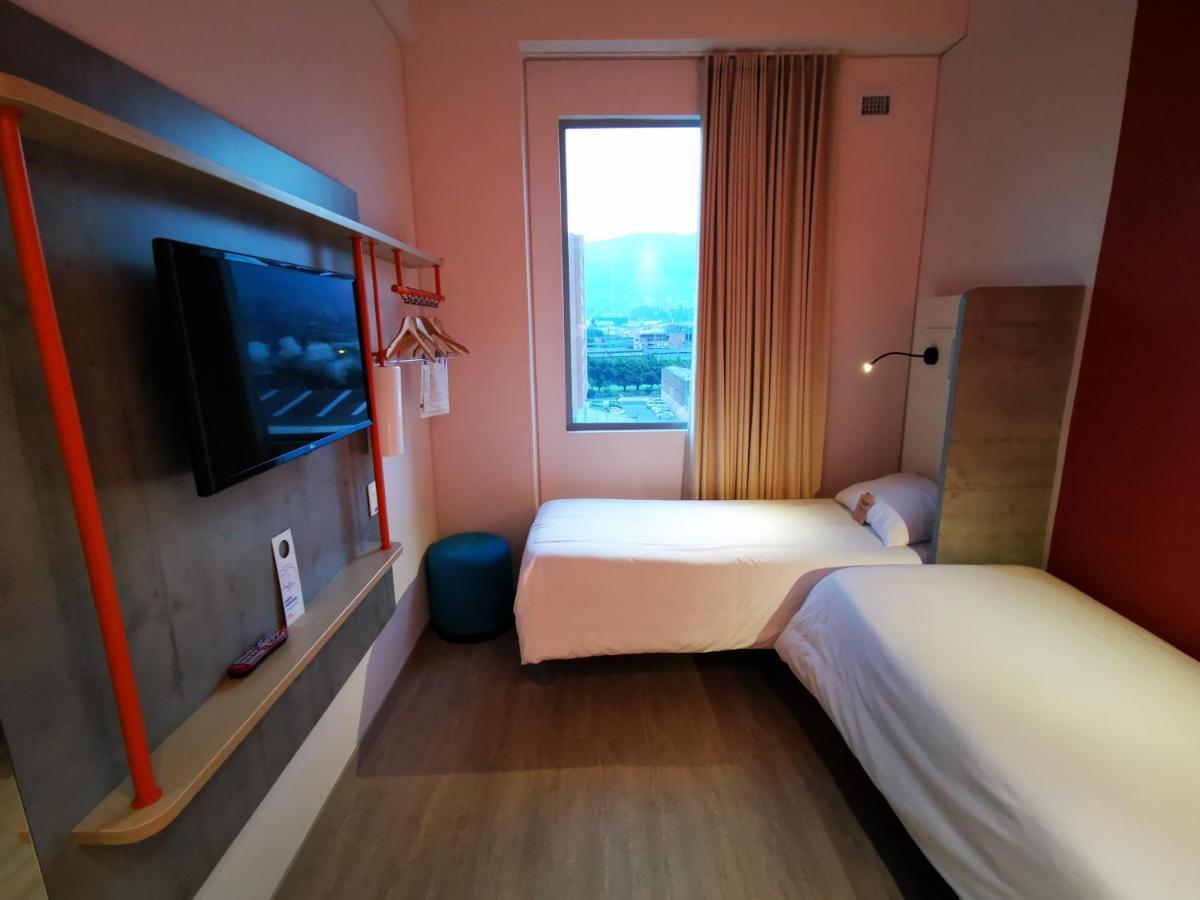 Ibis Budget Ітагуі Екстер'єр фото